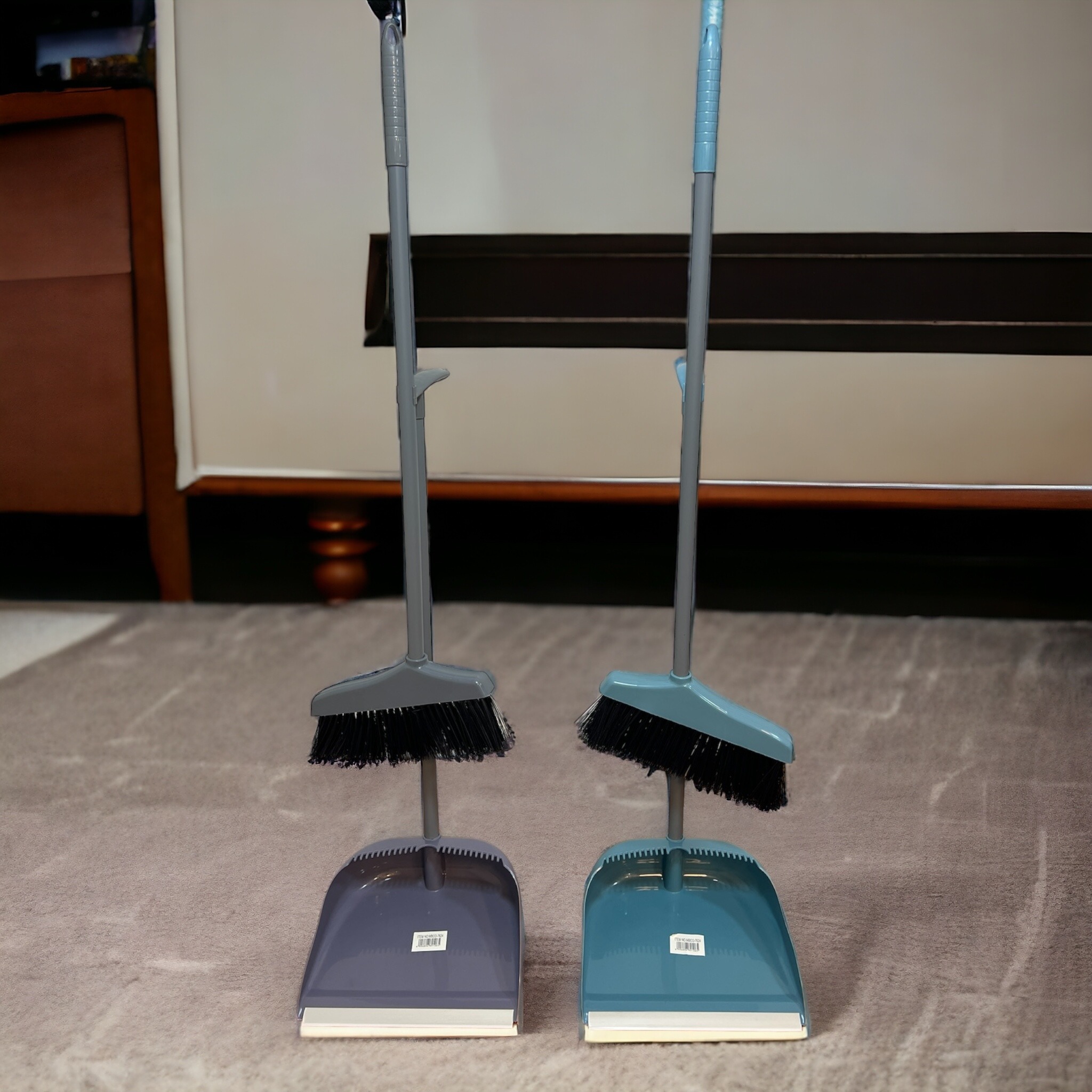 BROOM WITH DUSTPAN