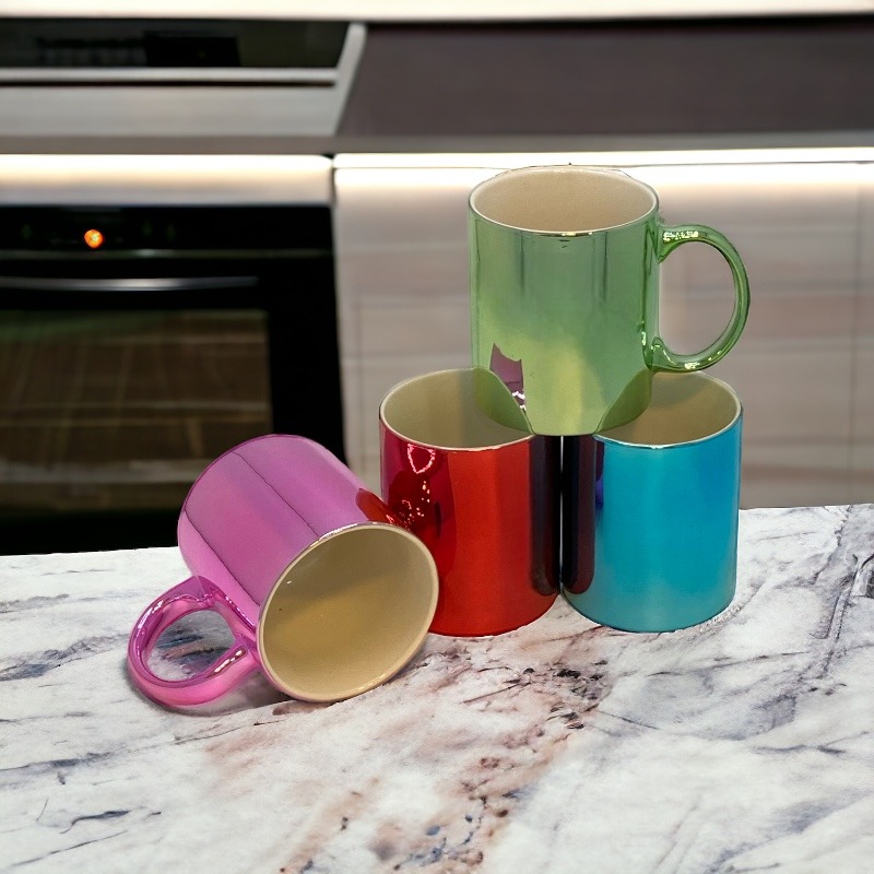 SHINY REFLECTIVE MUGS