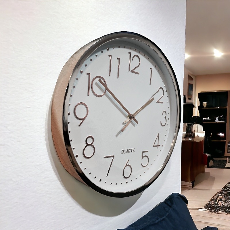 ANALOG CLOCK ROSE GOLD