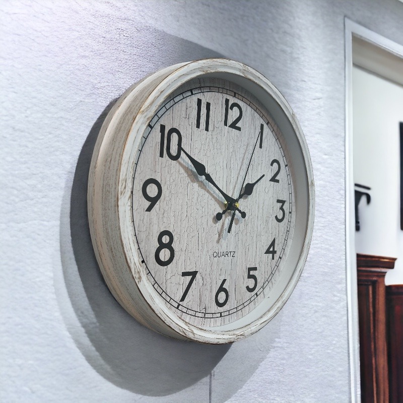 ANALOG CLOCK WOODEN